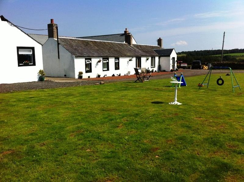 Broadlea Of Robgill Country Cottage & Bed And Breakfast Ecclefechan Extérieur photo